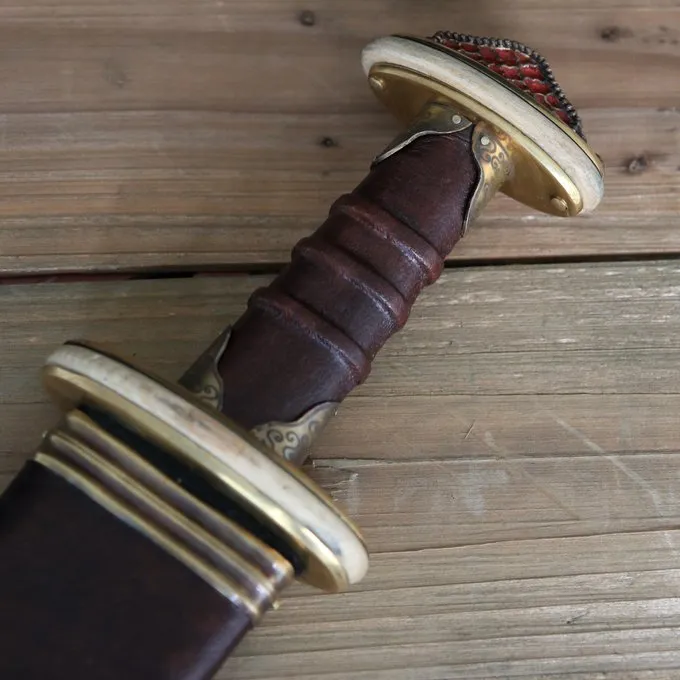 Deepeeka Sutton Hoo Schwert Mit Emaille 7 Deepeeka Sutton Hoo Schwert Mit Emaille – Bild 5